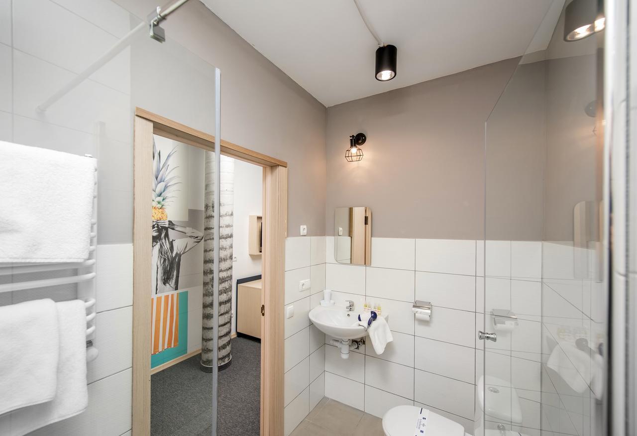 Jam Hotel Hnatyuka Lviv Exterior photo