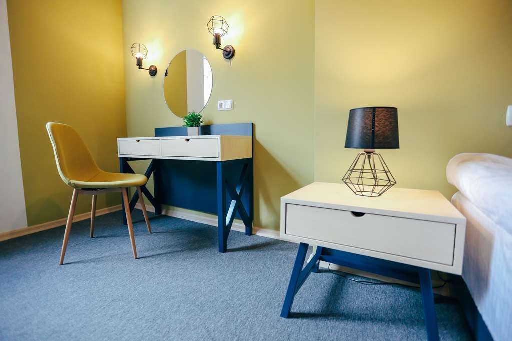 Jam Hotel Hnatyuka Lviv Room photo