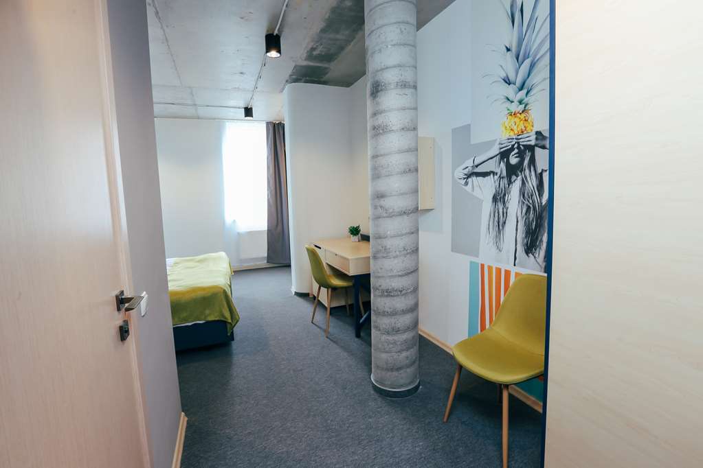Jam Hotel Hnatyuka Lviv Room photo